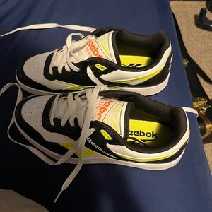 Reebok Men's BB 4000 II Shoes Size 7 1/2